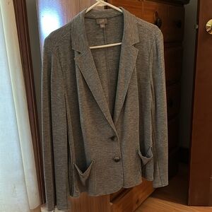 Long blazer very fashionable. Like new, no stains, tears, spots etc.